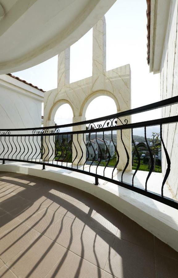 Coastal Lighting Villa Shanjiao ภายนอก รูปภาพ